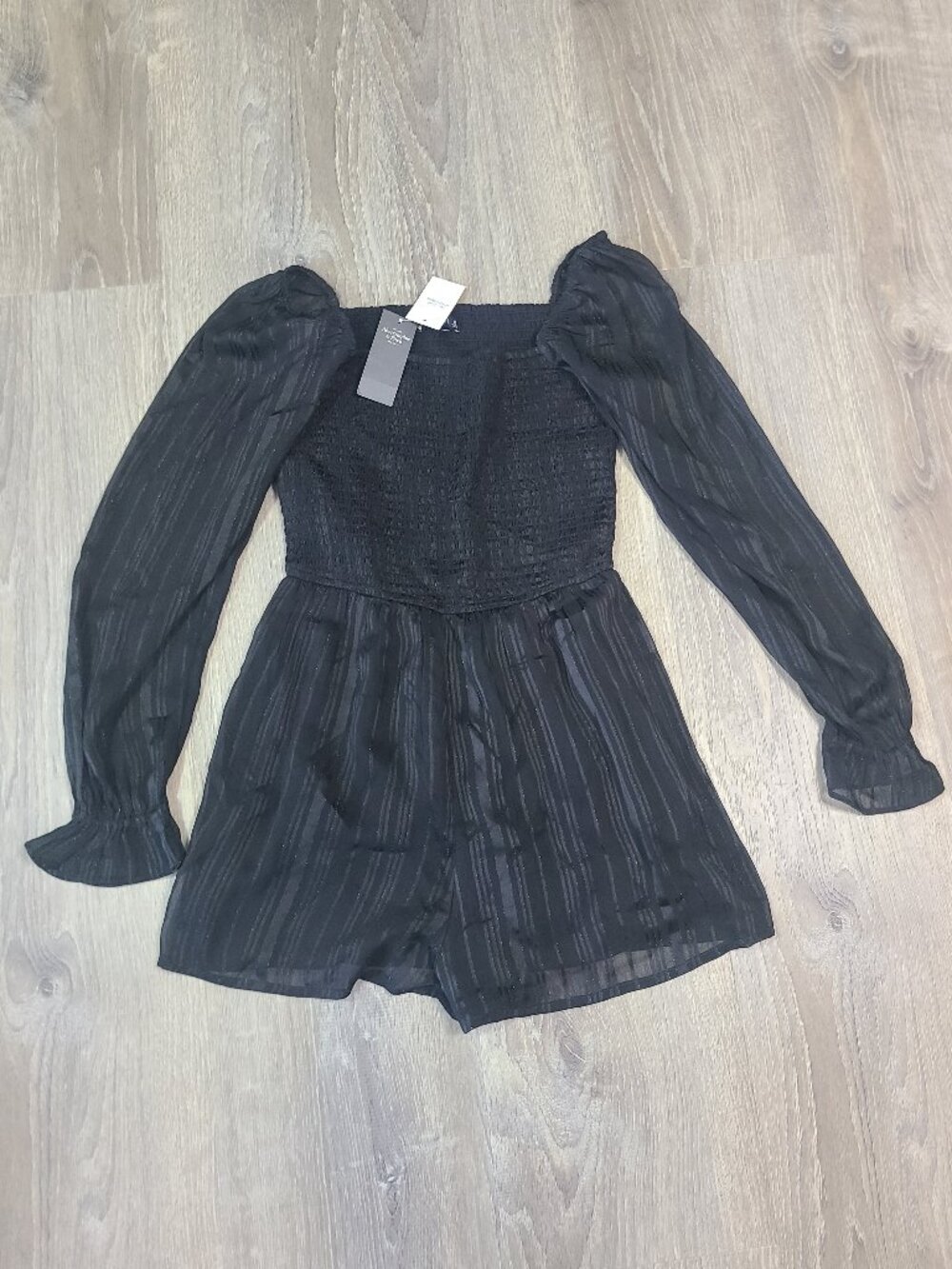 Abercrombie & Fitch NWT Black Silver Glitter Smocked Long Sleeve Romper - Size S